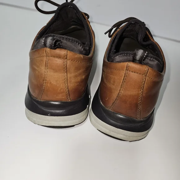 Johnston & Murphy Tan Leather Oxfords - Picture 4 of 8